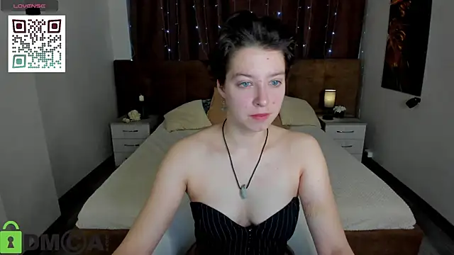 Sara Frayer online show from 11.30.25