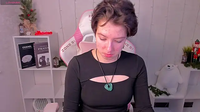 Sara Frayer online show from 01.07.26