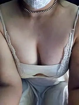 Snapshot of mohini_sen chatting on 11.22.25 mohini sen online show from 11.22.25