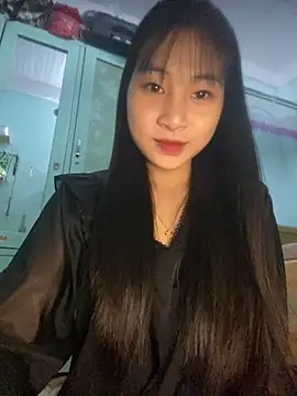 banlinh004 online show from 11.28.25