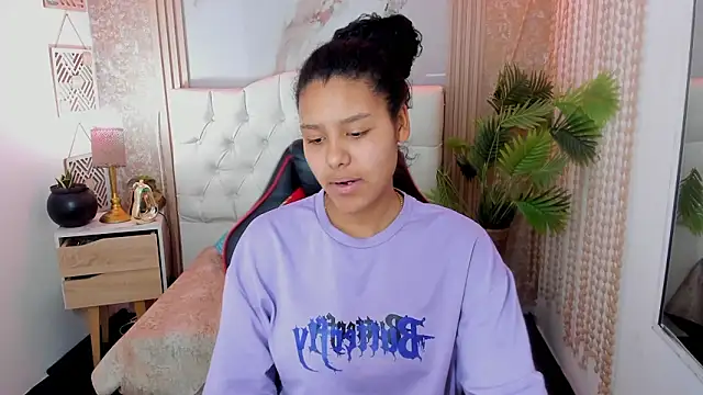 AriaVega online show from 03.27.26