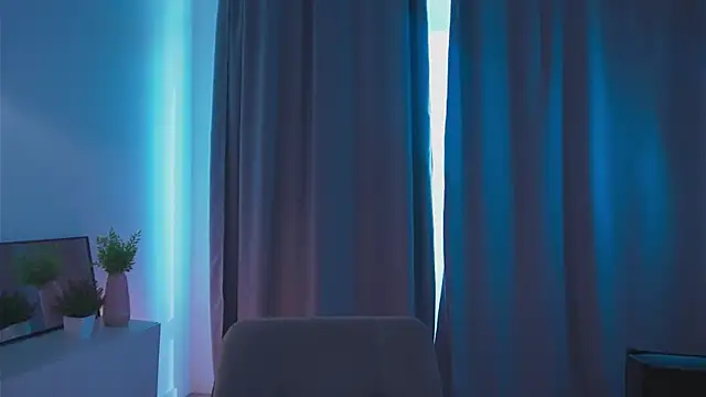 formoneyes online show from 10.09.25