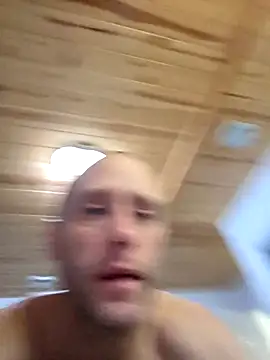 Snapshot of mcxxx87 chatting on 10.02.25 mcxxx87 online show from 10.02.25