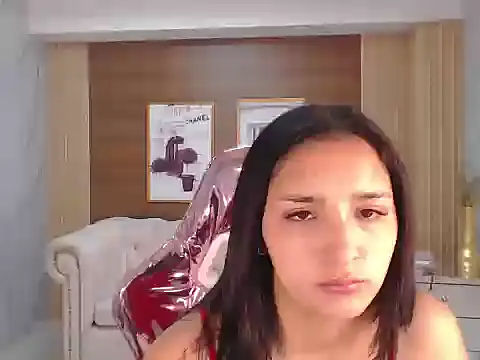 claudina s online show from 10.16.25