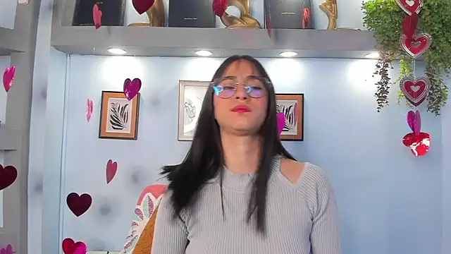 Alana Martinez  online show from 02.09.26