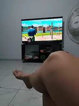 Snapshot of FetishChic1 chatting on 11.07.25 FetishChic1 online show from 11.07.25