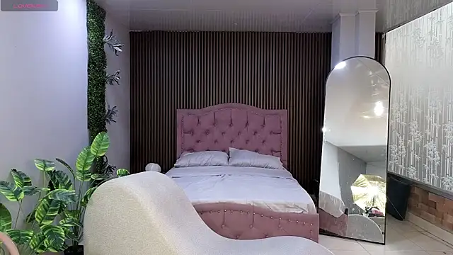 Snapshot of sexengel_lisa chatting on 02.27.26 sexengel lisa online show from 02.27.26