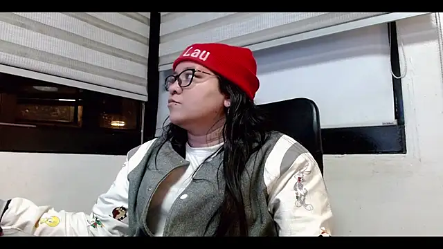 Xander Taylor  online show from 10.25.25