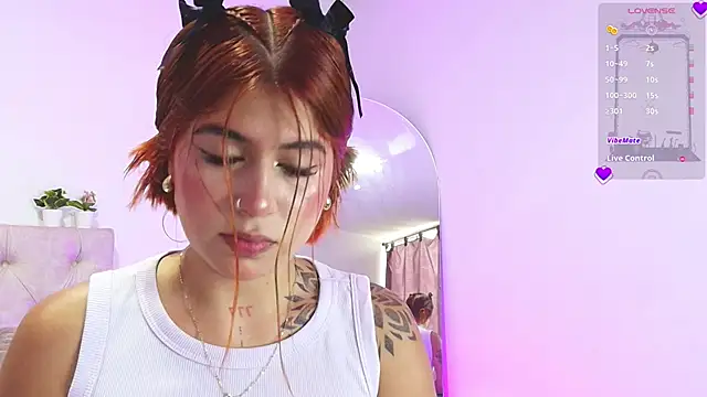 Snapshot of SoofiKiss chatting on 02.19.26 SoofiKiss online show from 02.19.26