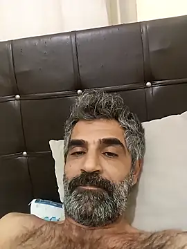 Snapshot of AliTaner07 chatting on 12.19.25 AliTaner07 online show from 12.19.25