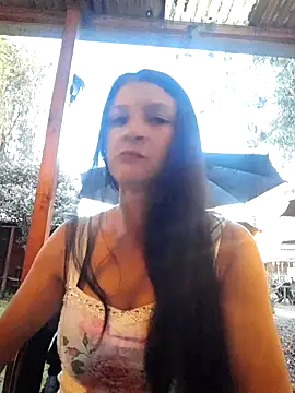 Snapshot of Lesli_14 chatting on 11.08.25 Lesli 14 online show from 11.08.25