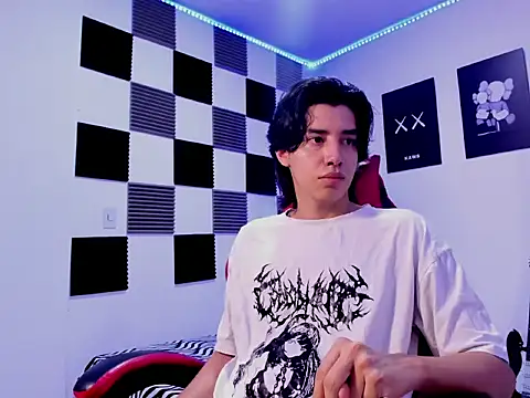 Snapshot of jeycobb chatting on 01.10.26 jeycobb online show from 01.10.26