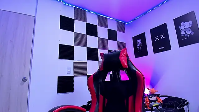 Snapshot of jeycobb chatting on 02.15.26 jeycobb online show from 02.15.26