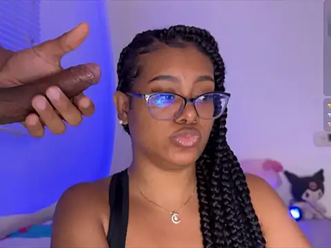 Hotvibes xx online show from 11.17.25