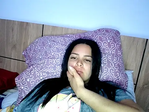 paulavargas23 online show from 10.07.25