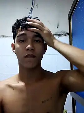 Snapshot of Mrdante23 chatting on 10.03.25 Mrdante23 online show from 10.03.25