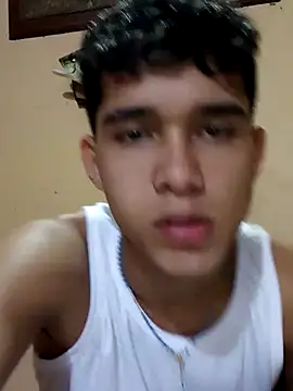 Snapshot of Mrdante23 chatting on 10.04.25 Mrdante23 online show from 10.04.25