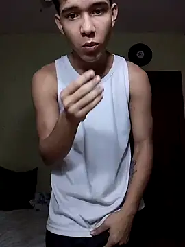 Snapshot of Mrdante23 chatting on 10.21.25 Mrdante23 online show from 10.21.25