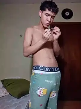 Snapshot of Mrdante23 chatting on 10.29.25 Mrdante23 online show from 10.29.25