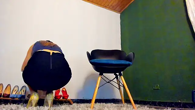 Snapshot of Velourmuse chatting on 11.07.25 Velourmuse online show from 11.07.25