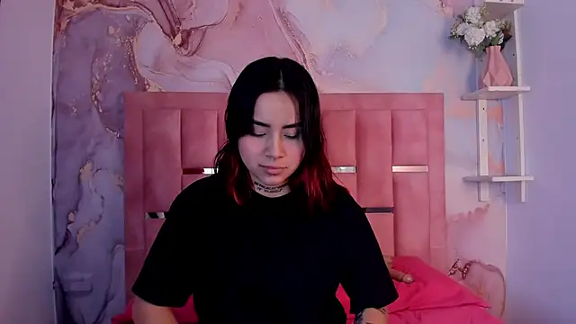 Nixielee  online show from 10.18.25