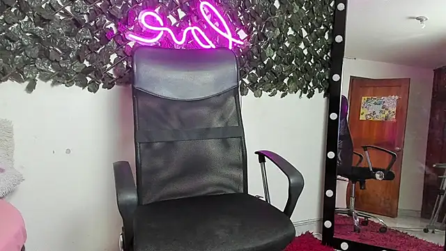 Samanta Ortiz online show from 11.27.25