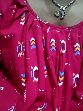 Hotty-romi3 online show from 11.04.25