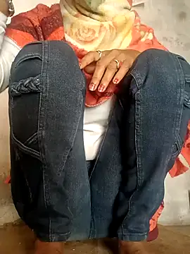 Hotty-romi3 online show from 11.13.25