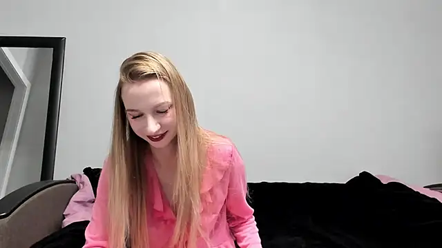 sophieryder online show from 10.12.25