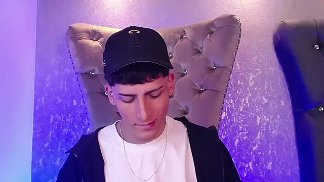 MateoMitchell online show from 10.22.25