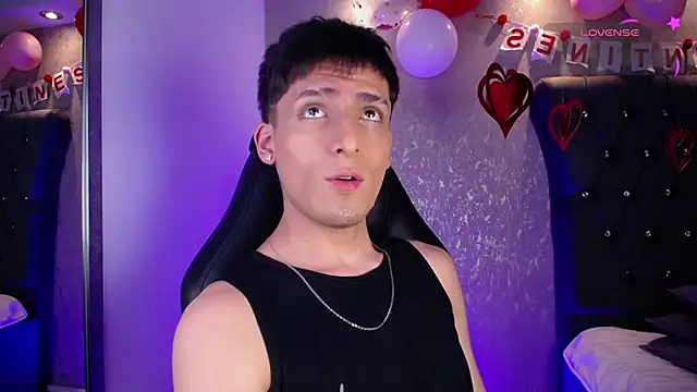 Snapshot of MateoMitchell chatting on 02.13.26 MateoMitchell online show from 02.13.26