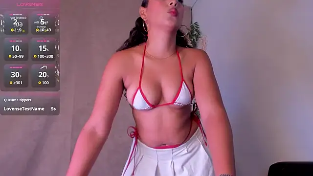 Snapshot of Alina_Chapman chatting on 11.14.25 Alina Chapman online show from 11.14.25