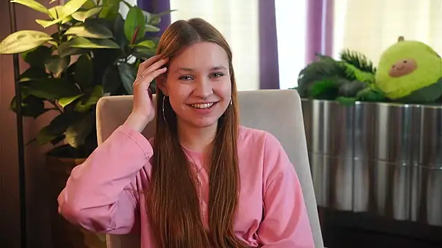 MarindaRuud online show from 10.05.25