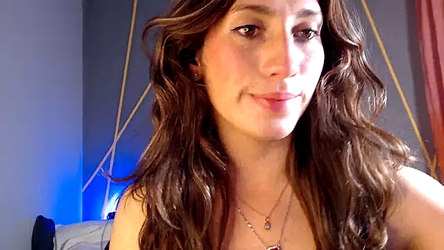 Snapshot of _Carolinee_1 chatting on 10.30.25  Carolinee 1 online show from 10.30.25