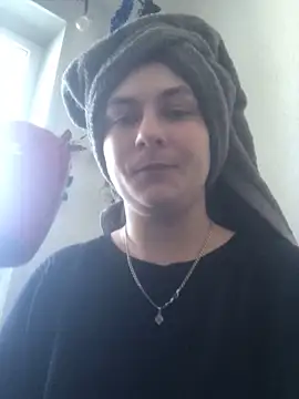 Twolatte1520 online show from 02.19.26