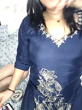 Snapshot of Dark_Chocoxxx chatting on 11.02.25 Dark Chocoxxx online show from 11.02.25