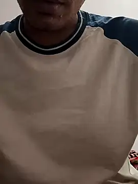 Snapshot of Dark_Chocoxxx chatting on 11.10.25 Dark Chocoxxx online show from 11.10.25