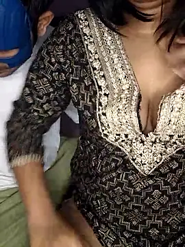 Snapshot of Dark_Chocoxxx chatting on 11.11.25 Dark Chocoxxx online show from 11.11.25