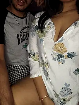 Snapshot of Dark_Chocoxxx chatting on 11.21.25 Dark Chocoxxx online show from 11.21.25