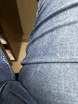 Snapshot of kartik_12098 chatting on 10.08.25 kartik 12098 online show from 10.08.25