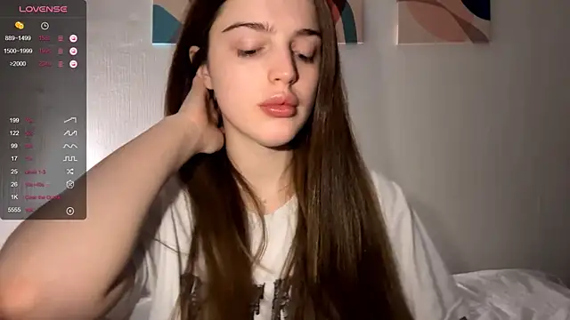 Snapshot of GilySuper chatting on 12.20.25 GilySuper online show from 12.20.25