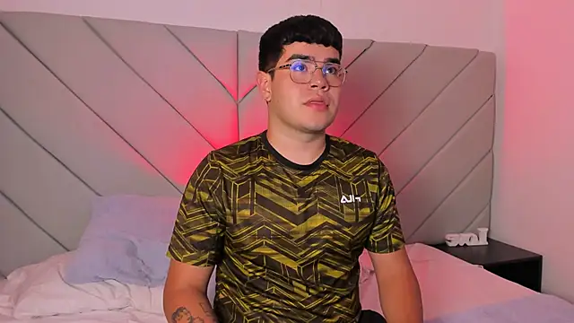 Snapshot of thiago_occonor chatting on 11.12.25 thiago occonor online show from 11.12.25