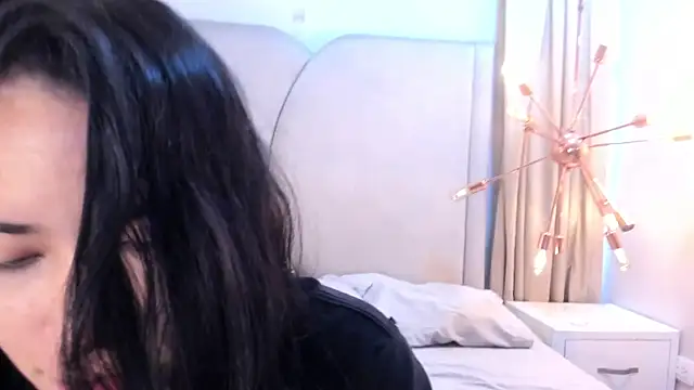 GeorginaFit online show from 11.19.25