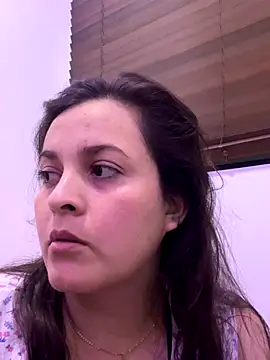 Anyhot latina online show from 11.19.25