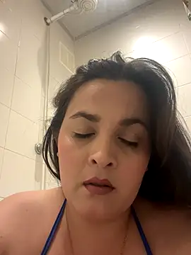 Anyhot latina online show from 11.29.25