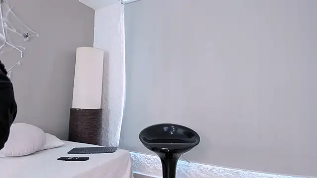  axelking  online show from 10.28.25