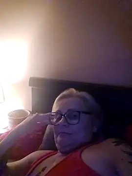 NieMaJazdyBezGwiazdy7883 online show from 11.23.25