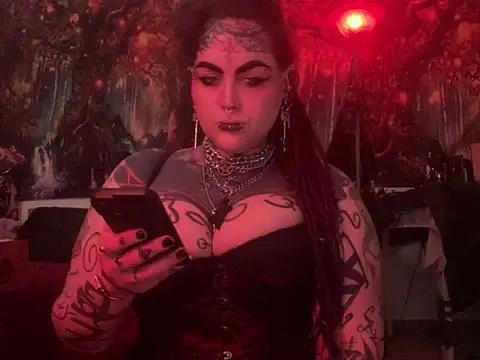 Snapshot of nyxvelon chatting on 03.29.26 nyxvelon online show from 03.29.26