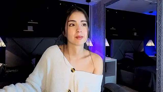 Snapshot of giapearl25 chatting on 10.14.25 giapearl25 online show from 10.14.25