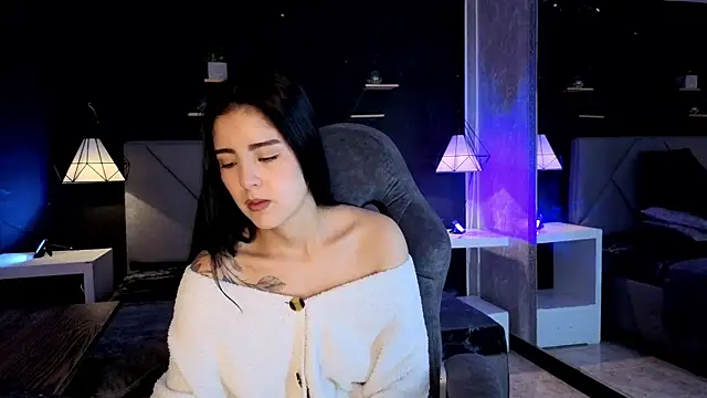 Snapshot of giapearl25 chatting on 11.14.25 giapearl25 online show from 11.14.25